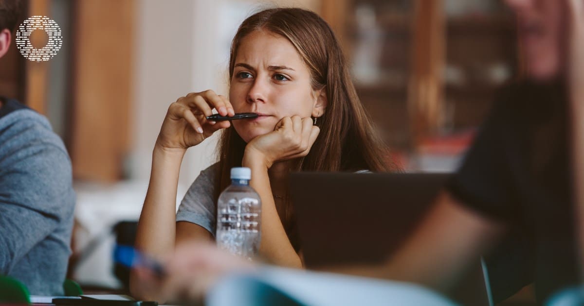 HOW TO IMPROVE YOUR STUDENTS LISTENING SKILLS IN YOUR TEFL CLASS